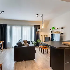 Retro Woning Te Centrum Oostende, 5min De Kust Oostende